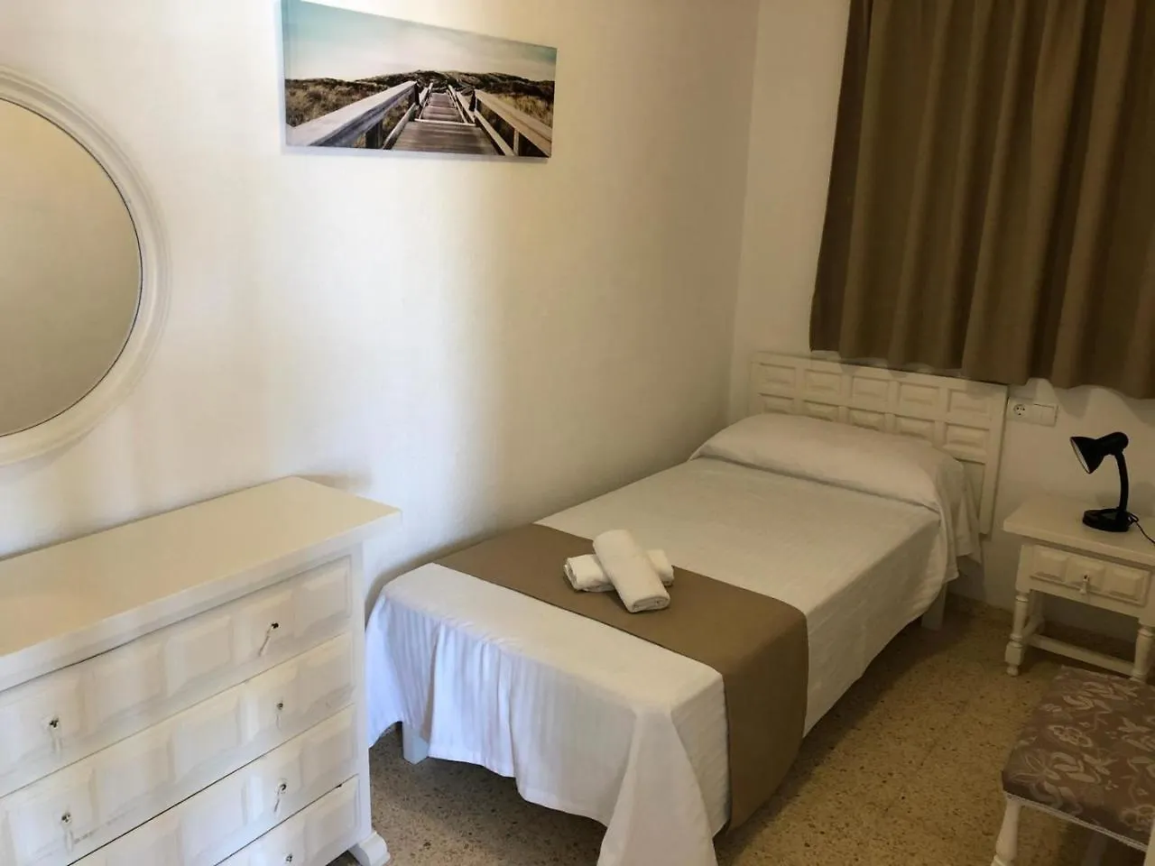 Apartamentos Alba San Antonio  Spain